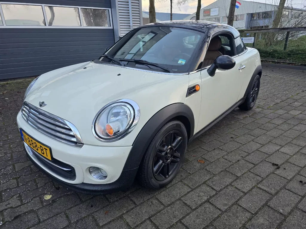 MINI Coupé (2012) — foto 1
