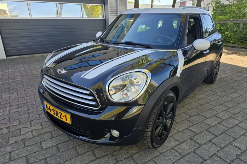 MINI Countryman (2011)