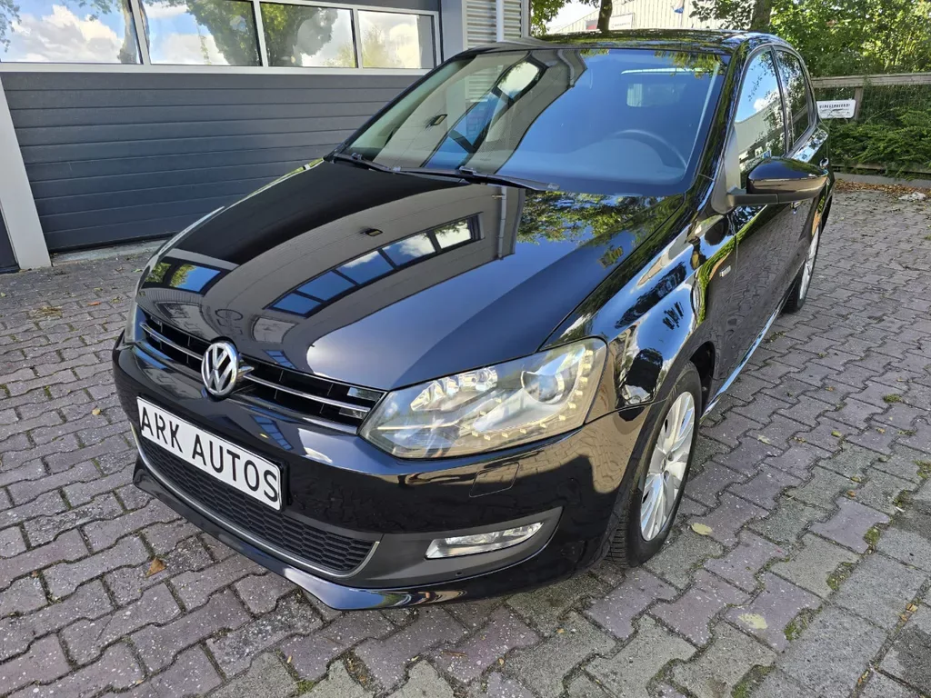 Volkswagen Polo (2013) — foto 1