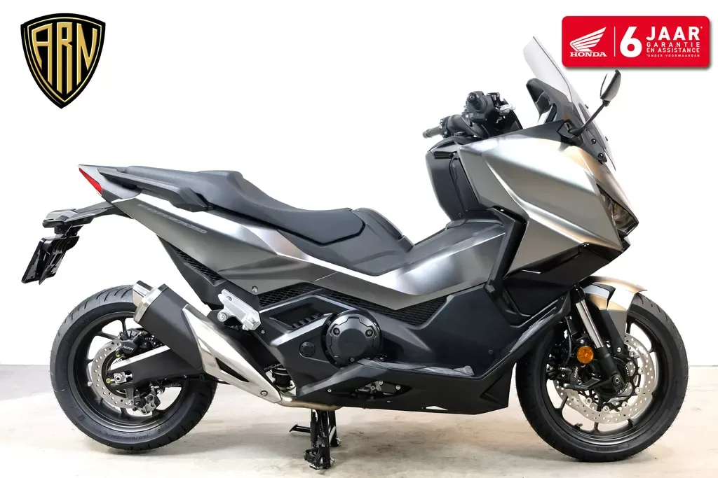 Honda NSS 750 Forza (2027) — foto 1