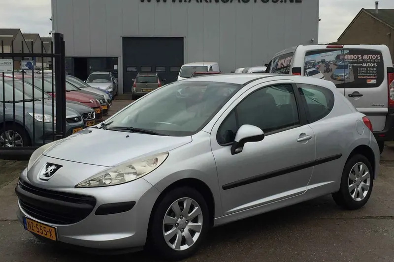 Peugeot 207 (2006)