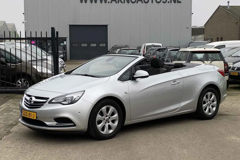 Opel Cascada (2016)