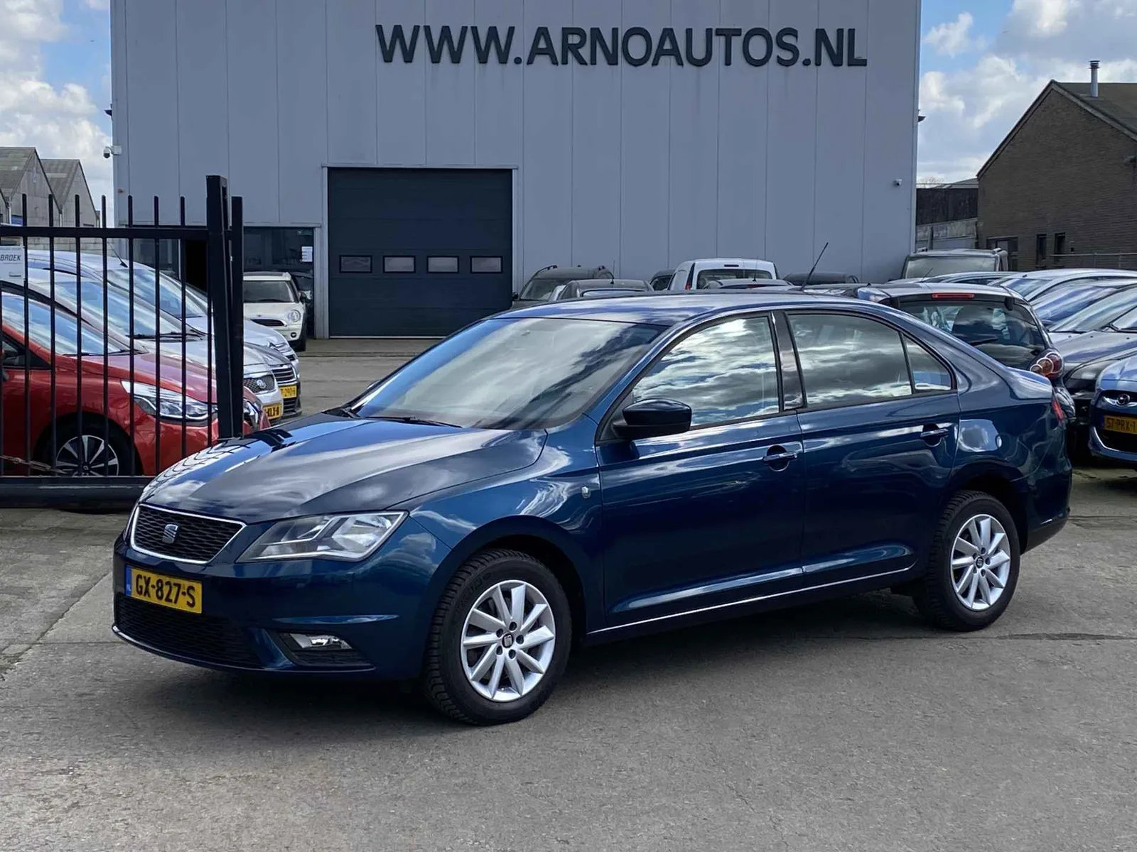 SEAT Toledo (2013) — foto 1