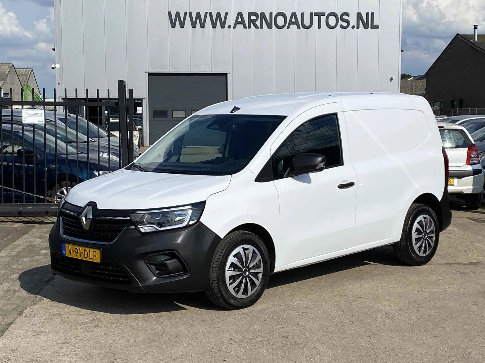 Renault Kangoo (2024) — foto 1