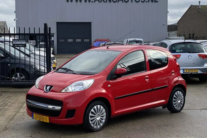 Peugeot 107 (2011)