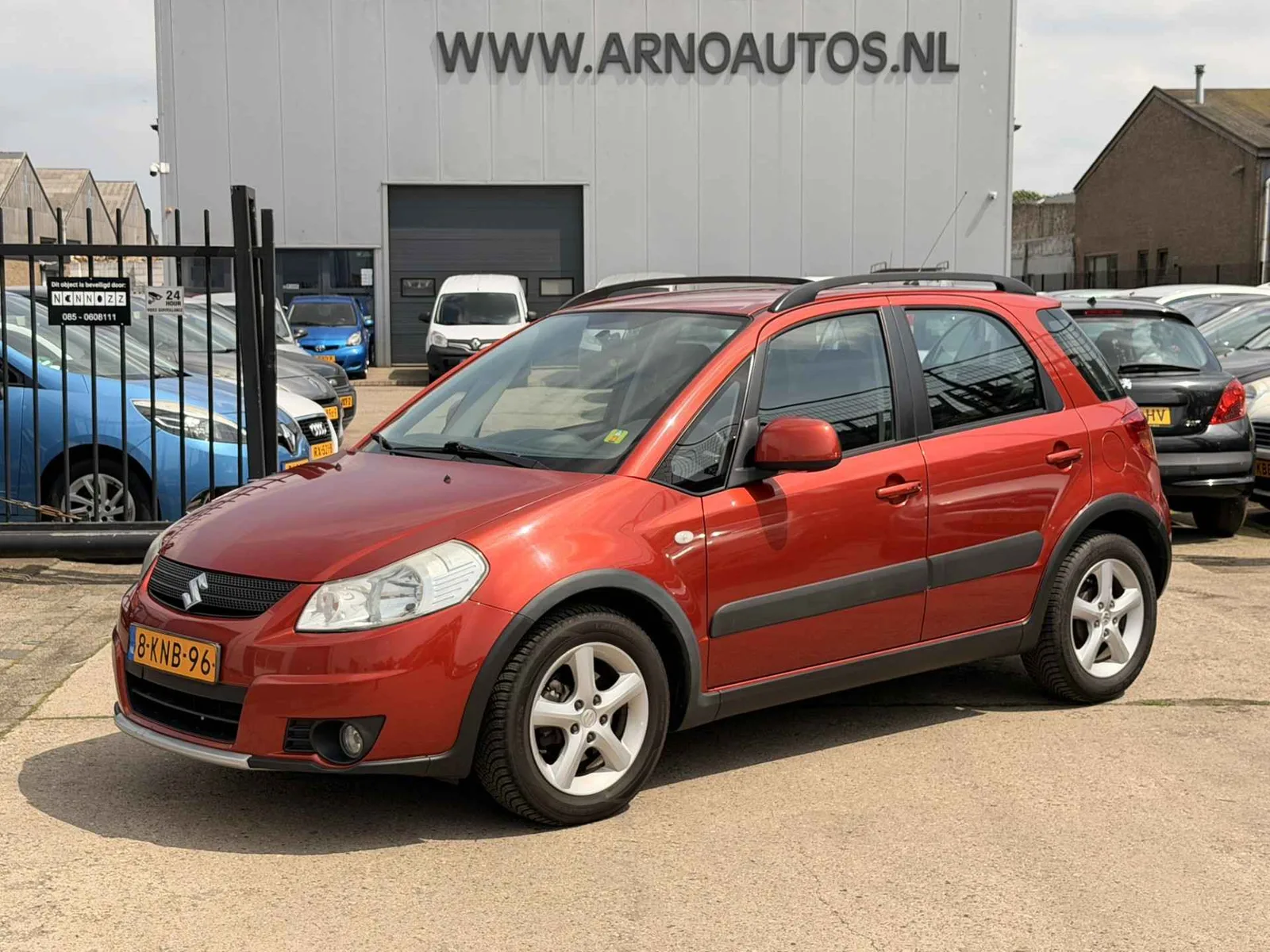 Suzuki SX4 (2008) — foto 1