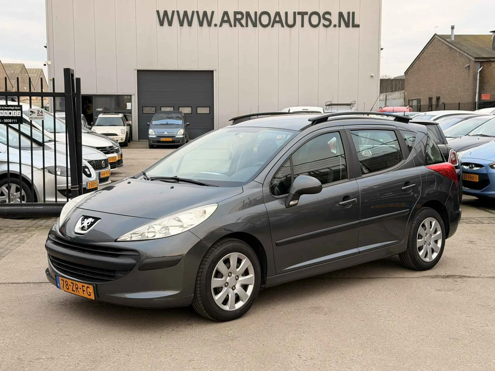 Peugeot 207 (2008) — foto 1