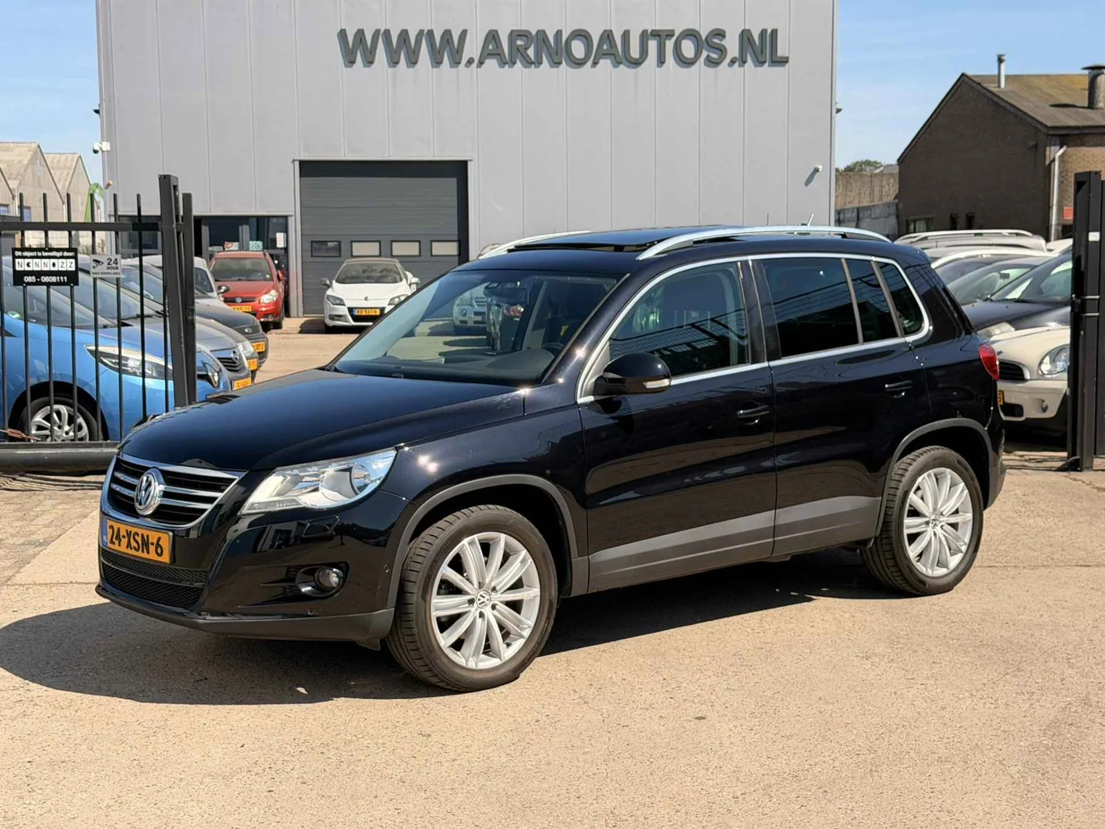 Volkswagen Tiguan (2008) — foto 1