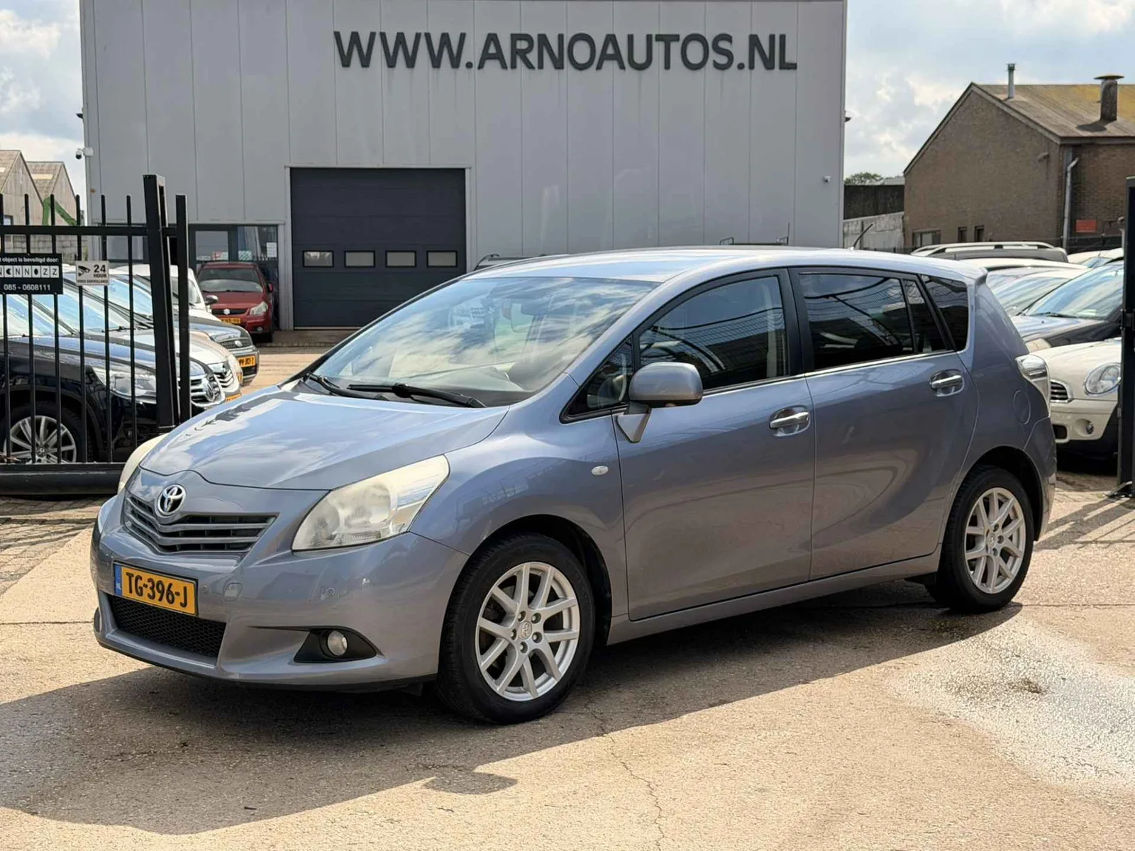 Toyota Verso (2012) — foto 1