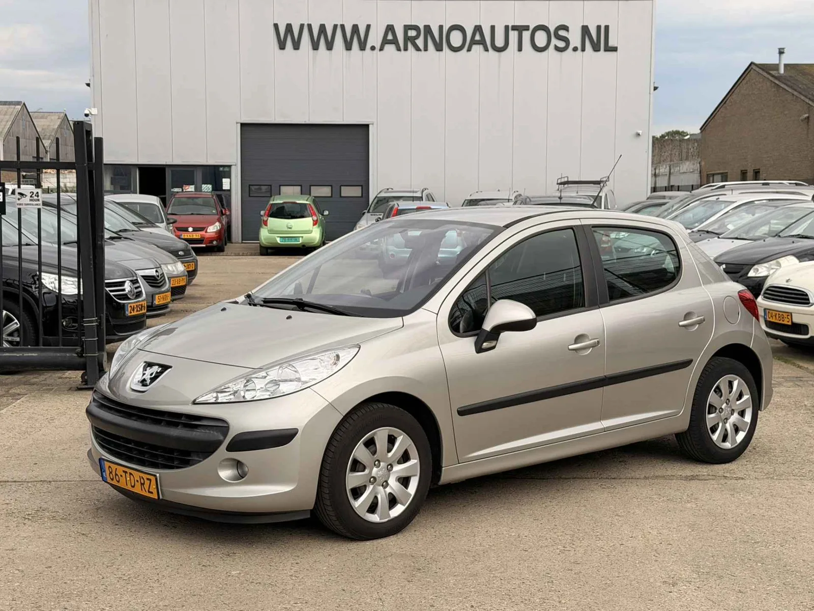 Peugeot 207 (2006) — foto 1