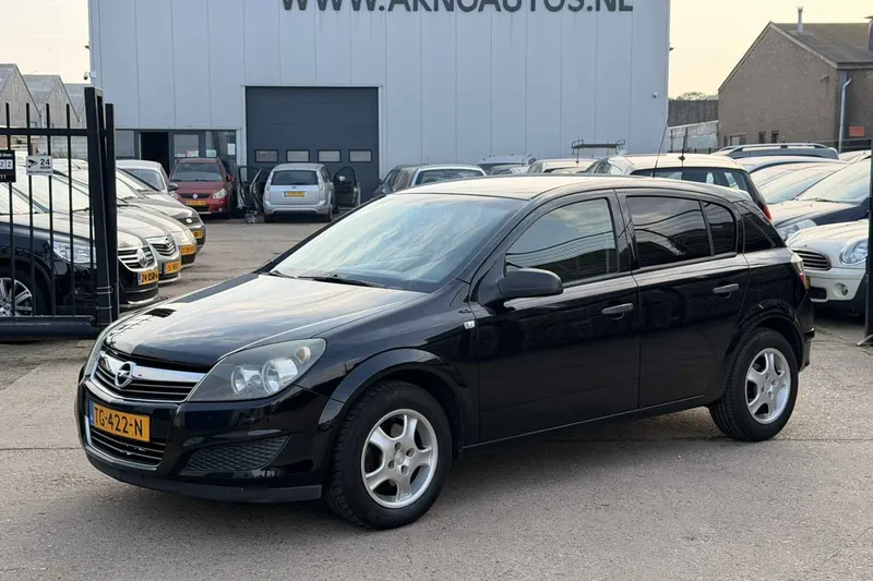Opel Astra (2009)