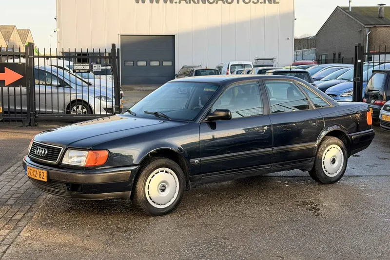 Audi 100 (1992)