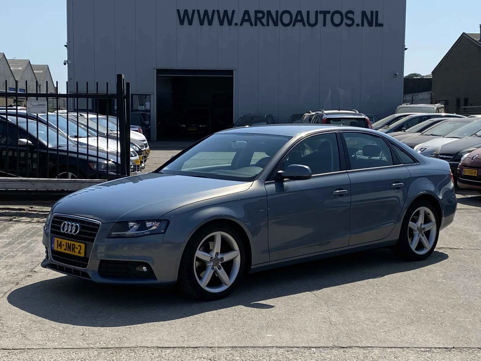 Audi A4 (2009) — foto 1