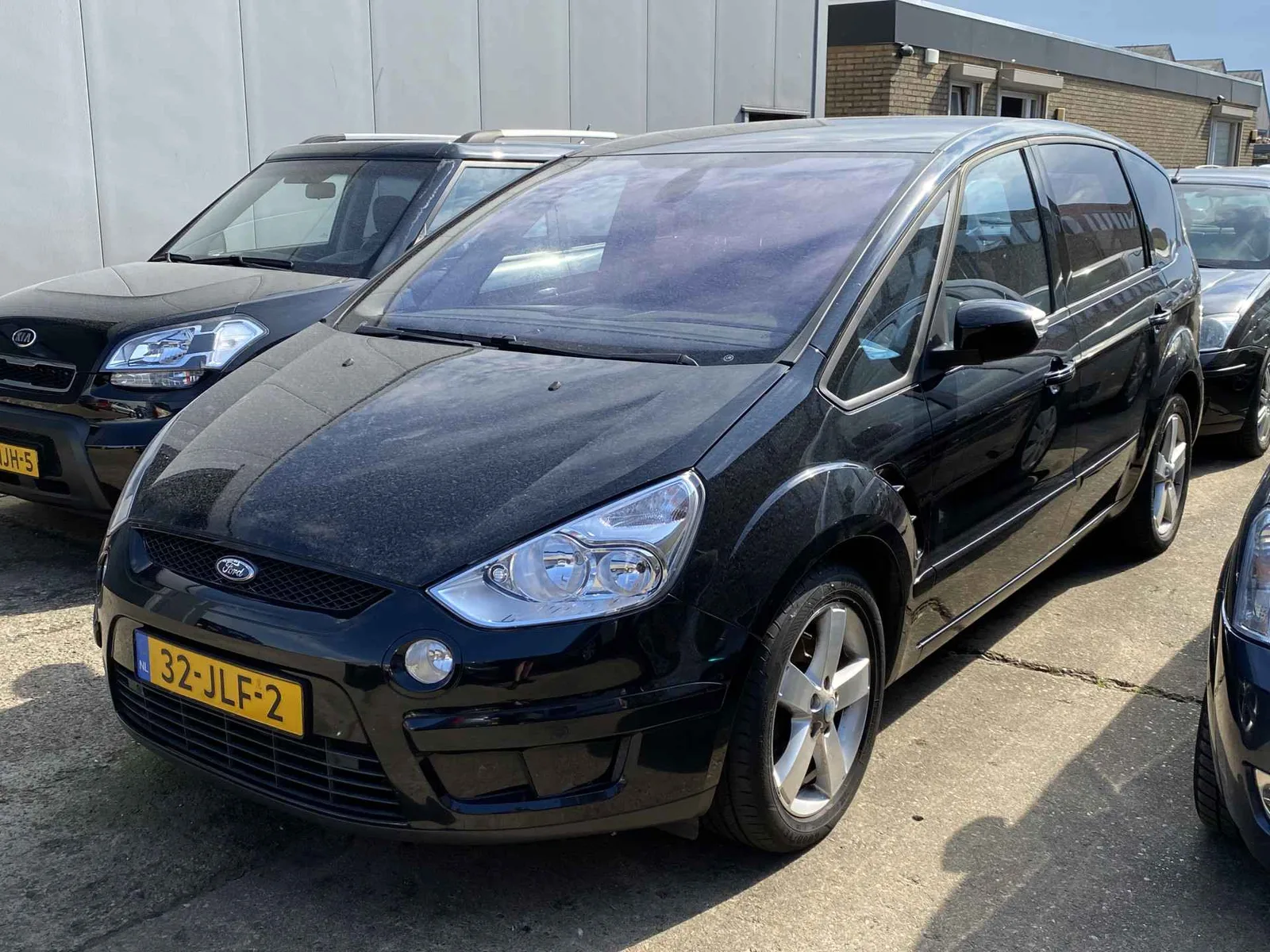 Ford S-Max (2009) — foto 1