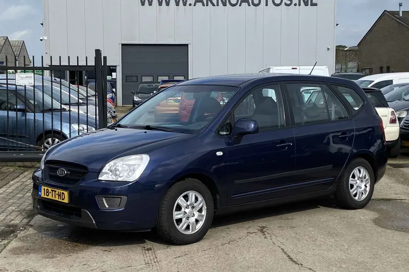 Kia Carens (2007)