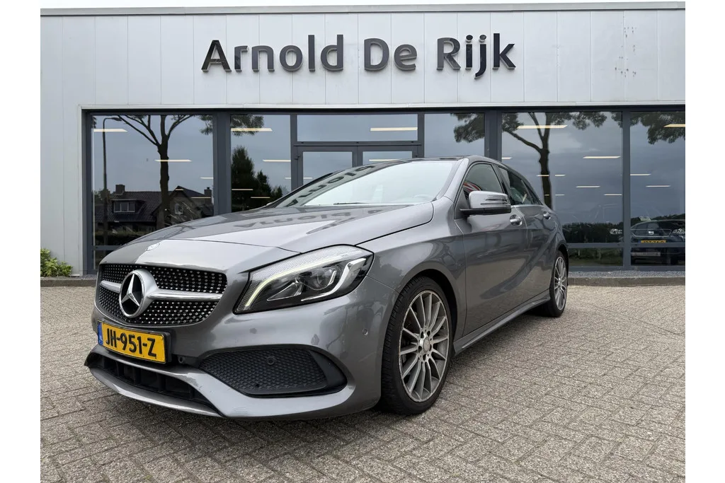 Mercedes-Benz A-Klasse (2016) — foto 1