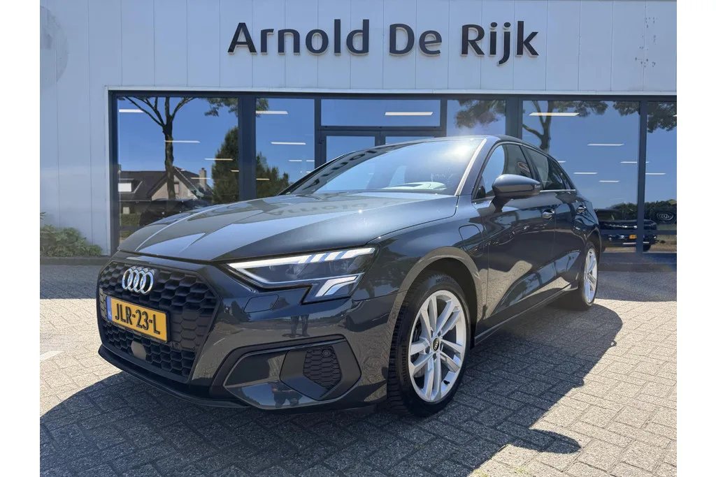 Audi A3 (2022) — foto 1