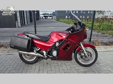 Kawasaki GTR 1000 (1988) — foto 1