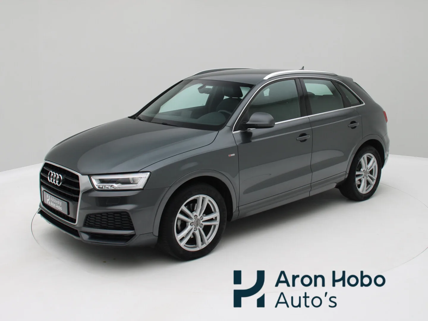 Audi Q3 (2018) — foto 1