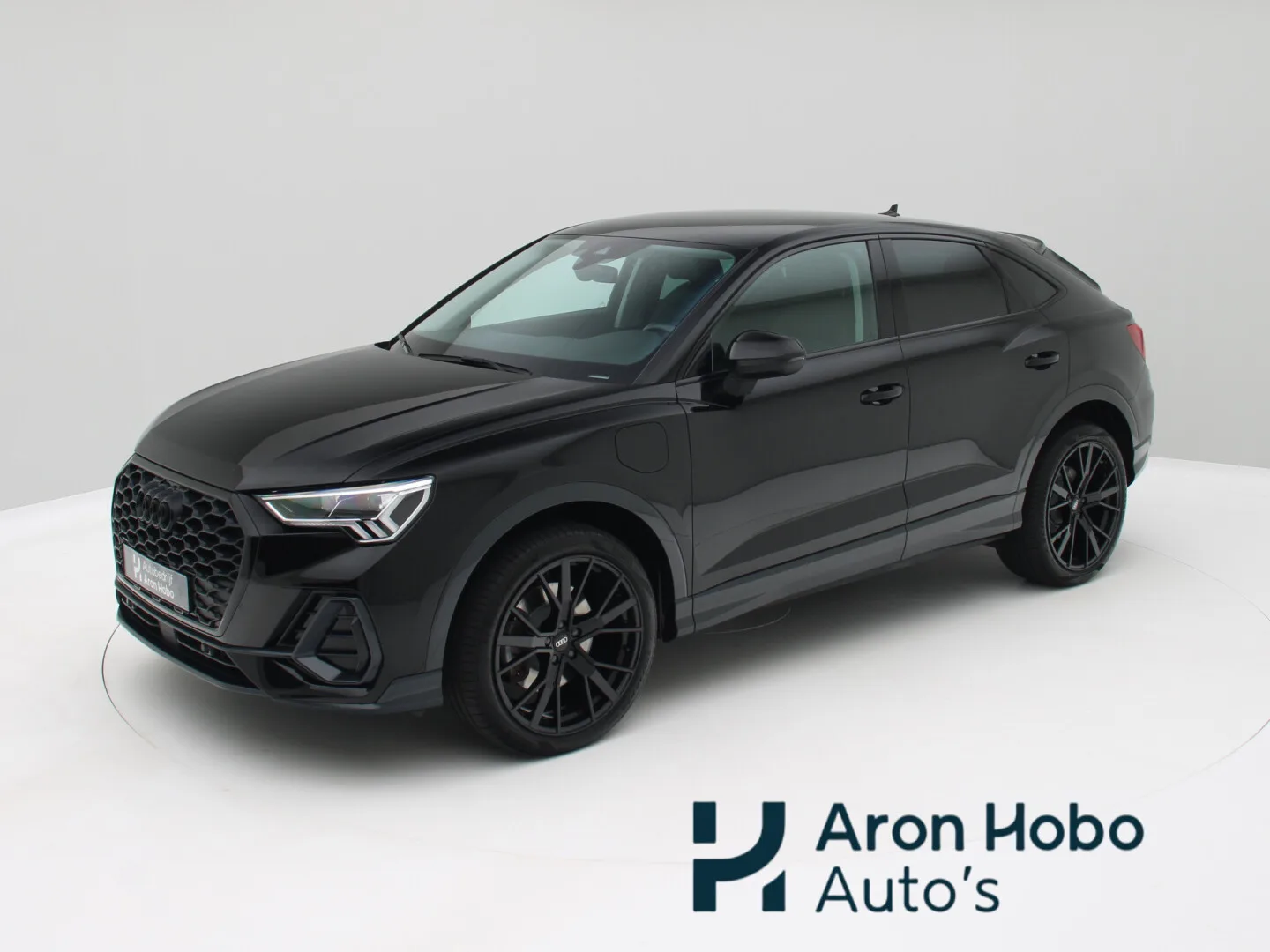 Audi Q3 Sportback (2022) — foto 1