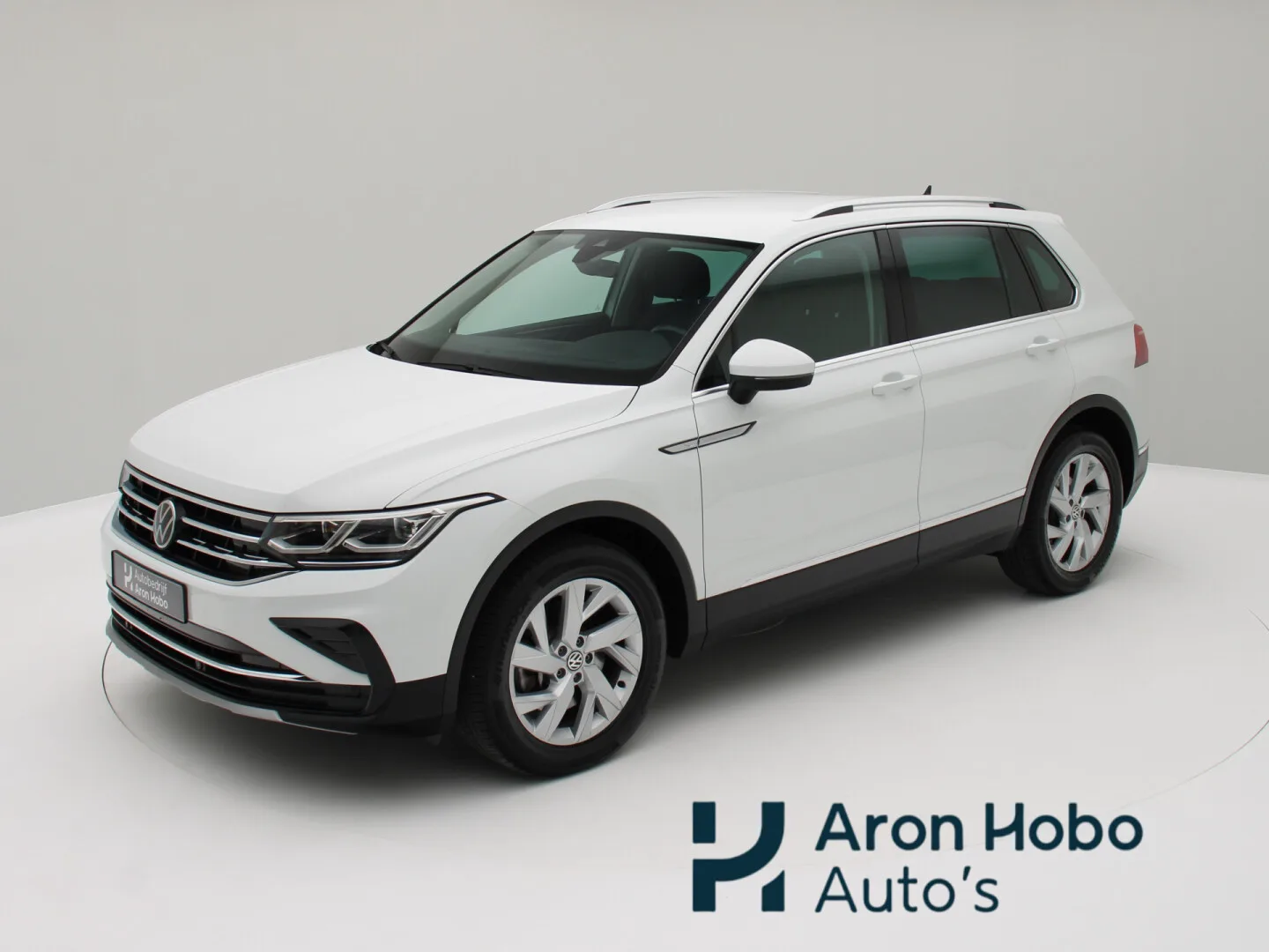 Volkswagen Tiguan (2022) — foto 1