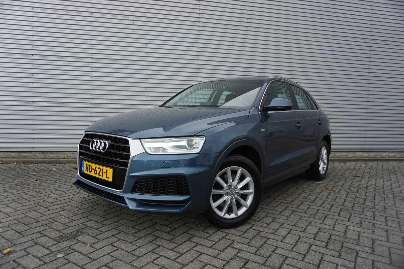 Audi Q3 (2017) — foto 1