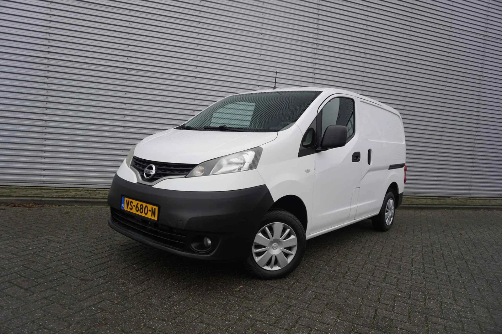 Nissan NV200 (2015) — foto 1