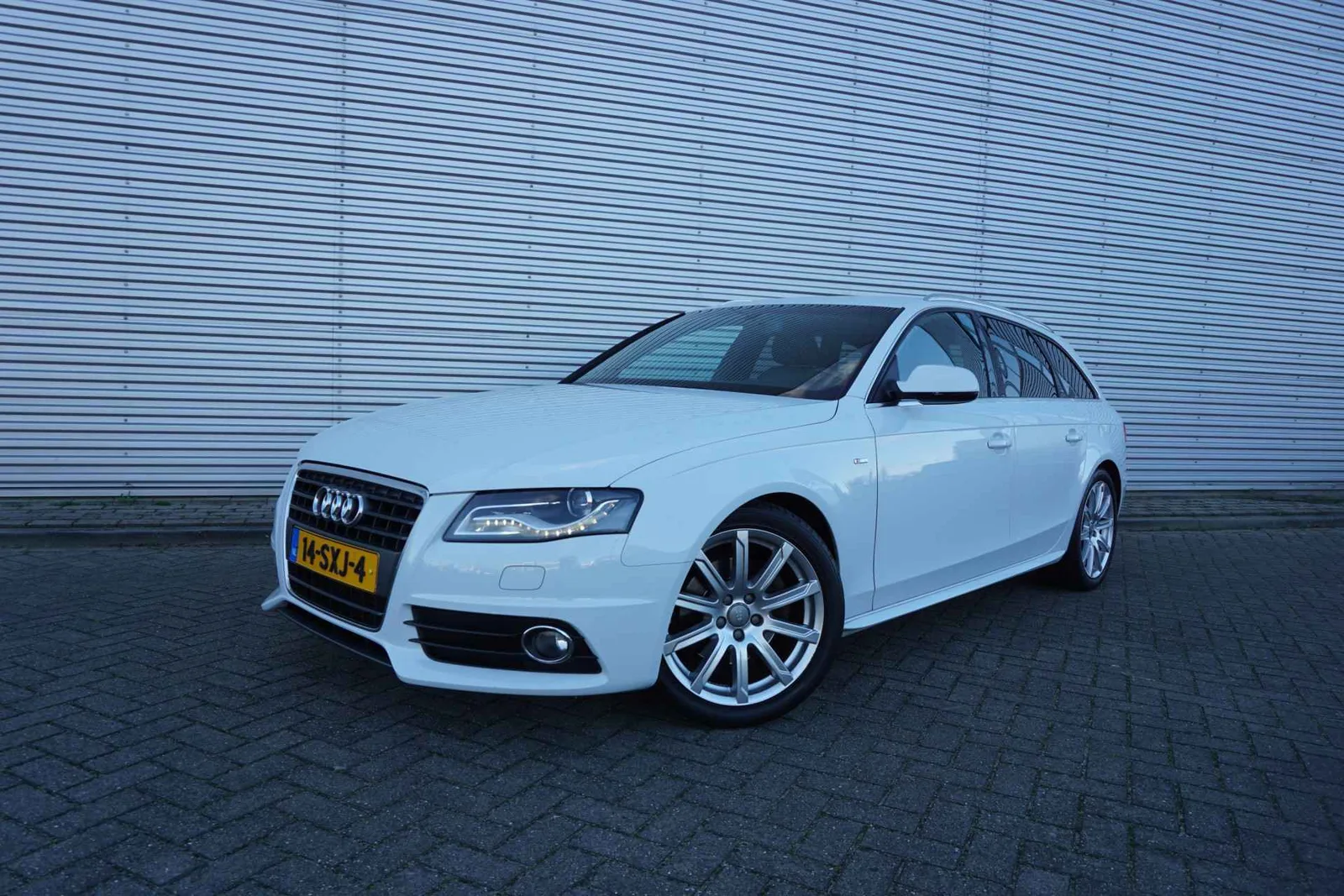 Audi A4 (2012) — foto 1