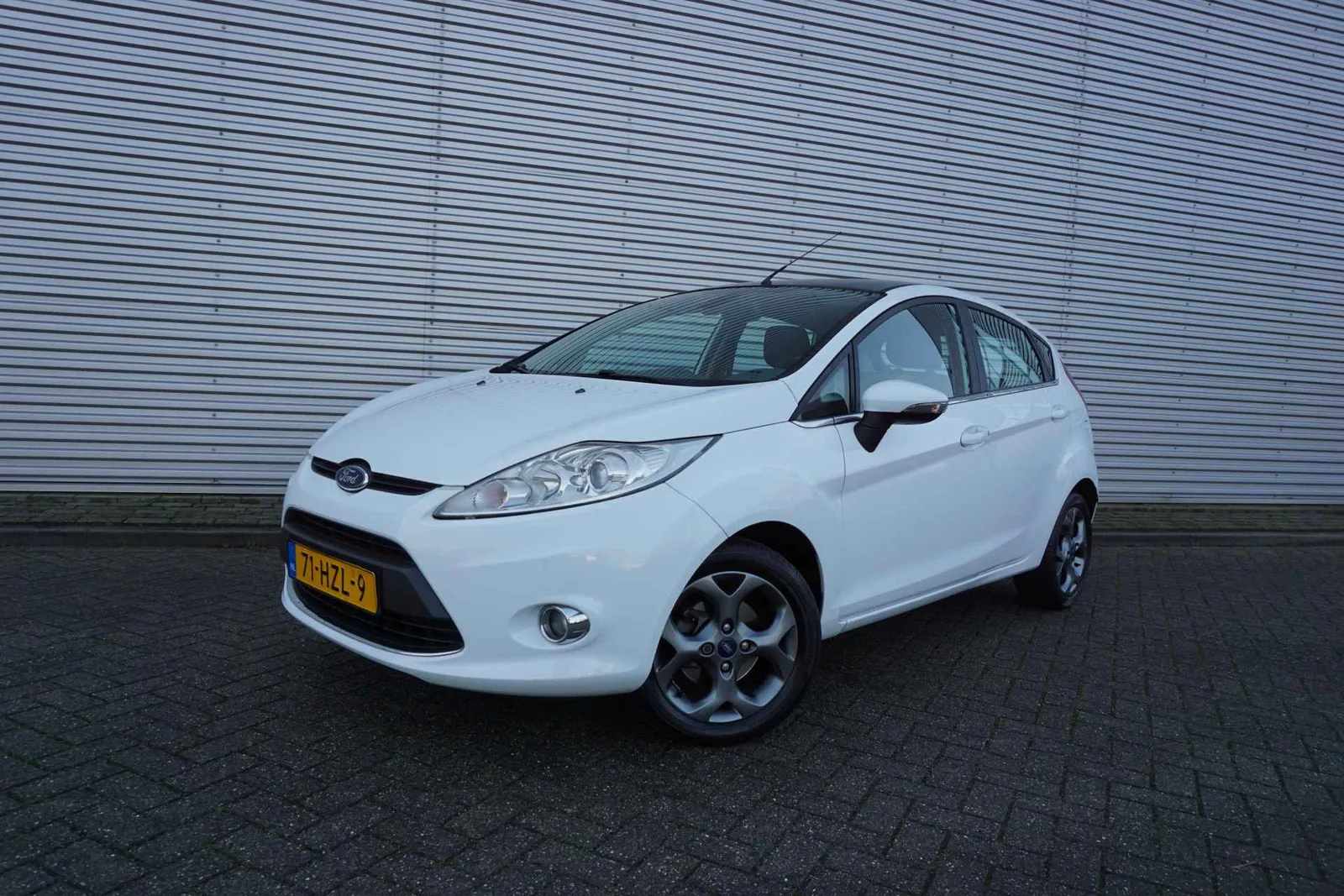 Ford Fiesta (2009) — foto 1