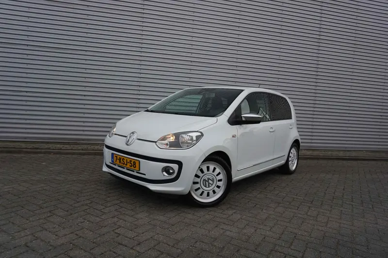 Volkswagen Up! (2013)