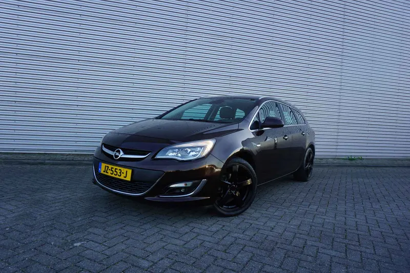 Opel Astra (2015)