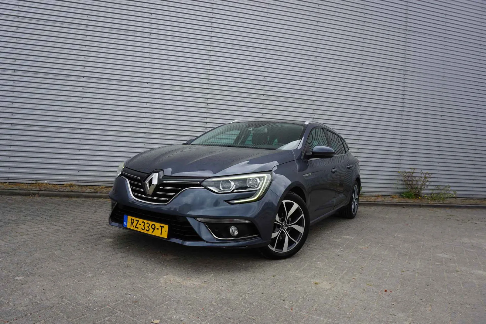 Renault Mégane (2018) — foto 1