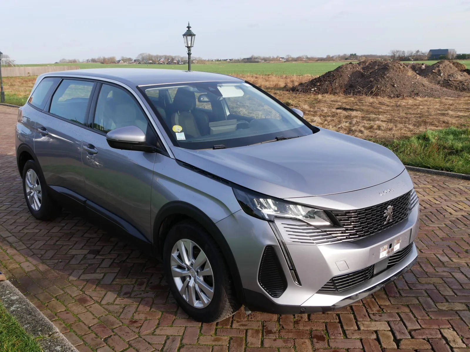 Peugeot 5008 (2021) — foto 1