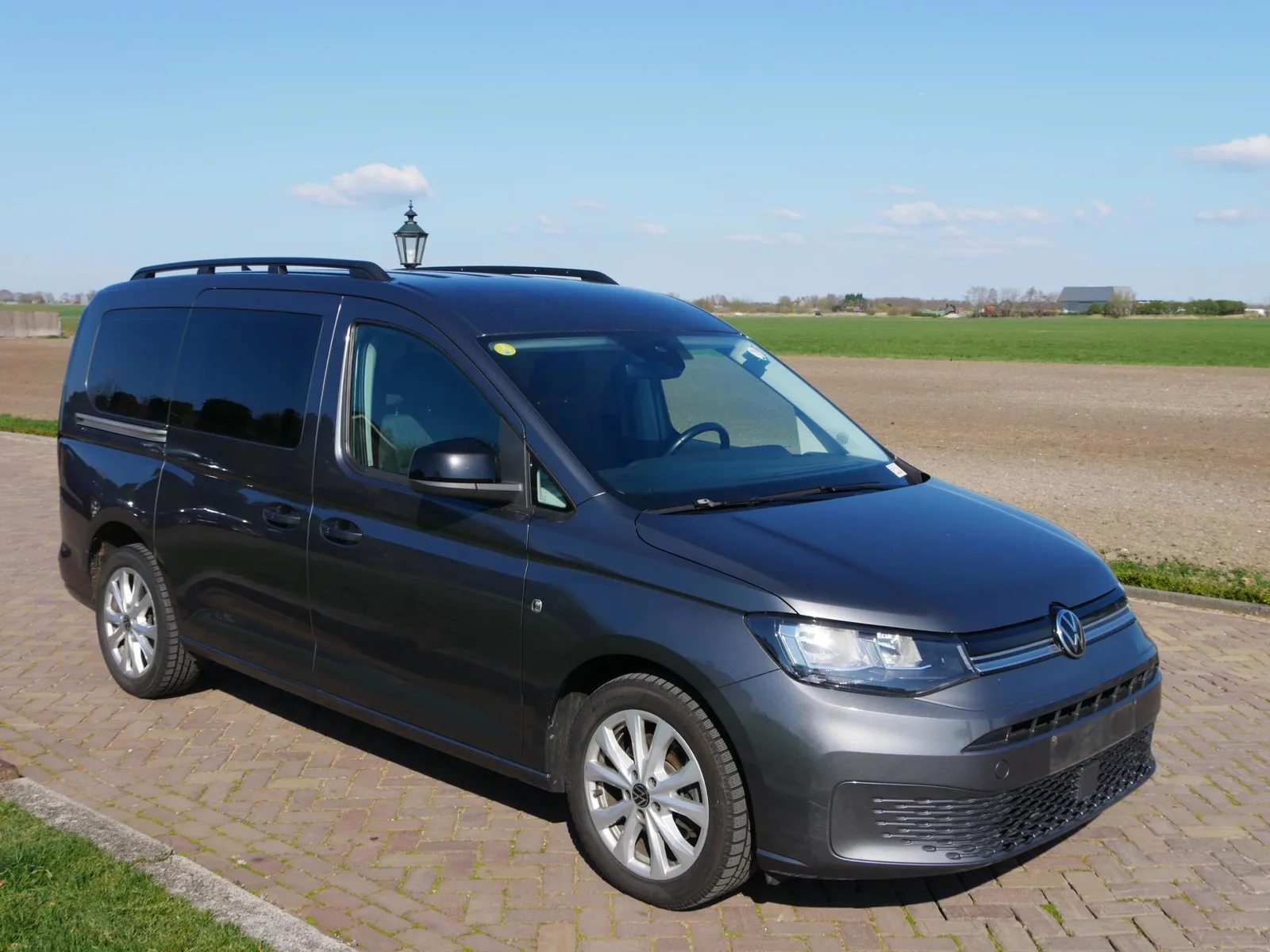Volkswagen Caddy (2021) — foto 1