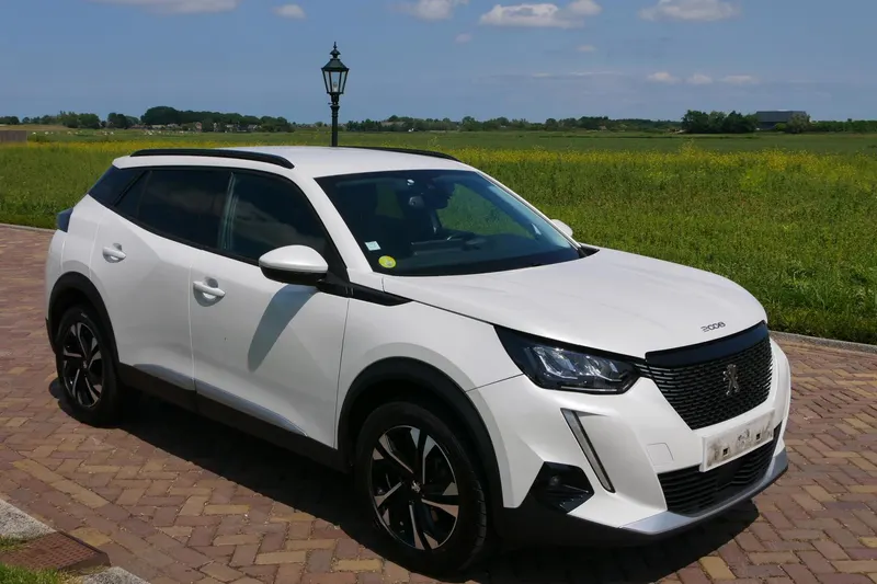 Peugeot 2008 (2021)