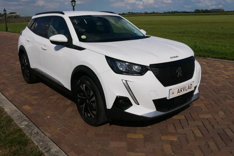 Peugeot 2008 (2021)