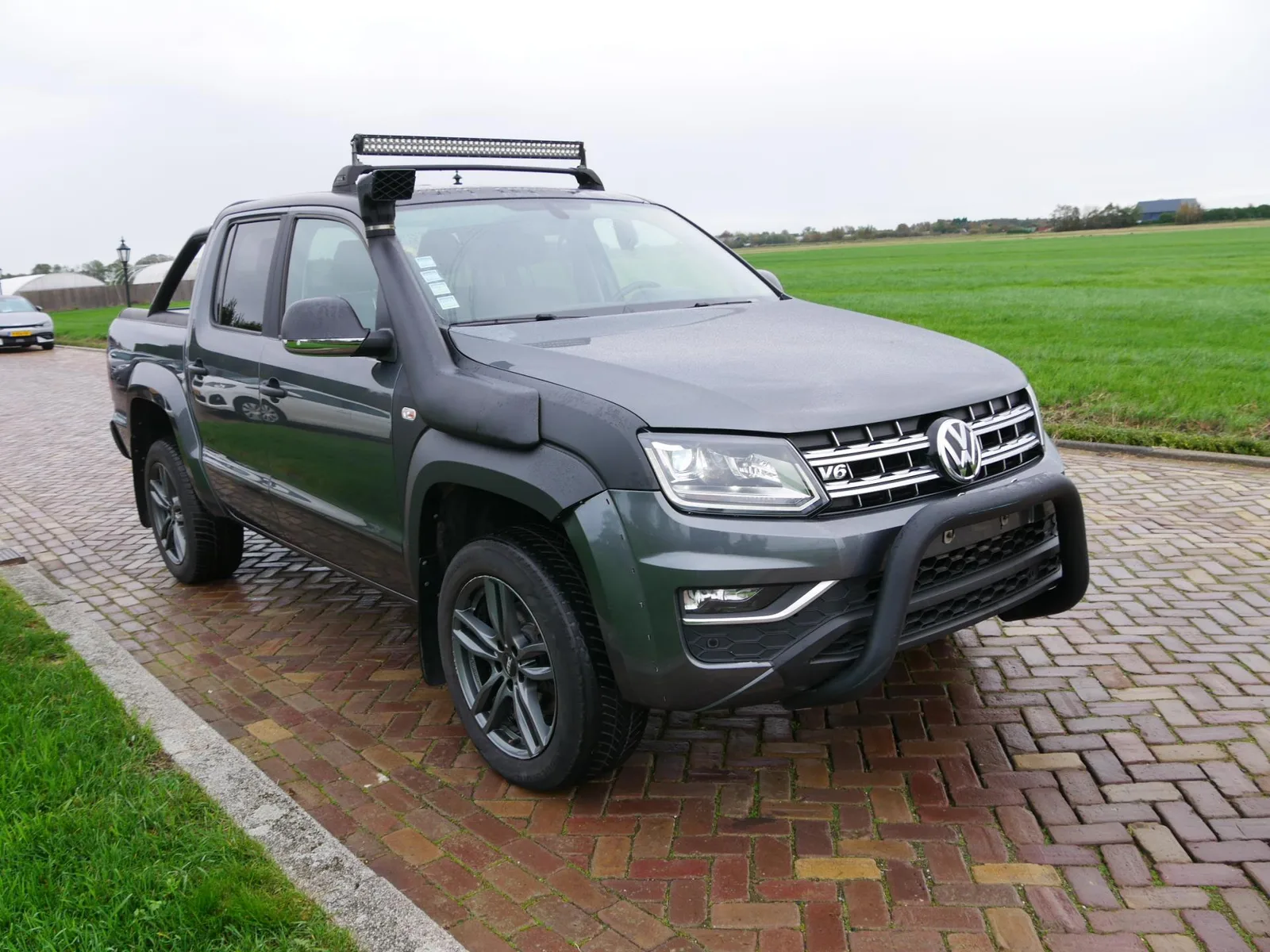 Volkswagen Amarok (2021) — foto 1