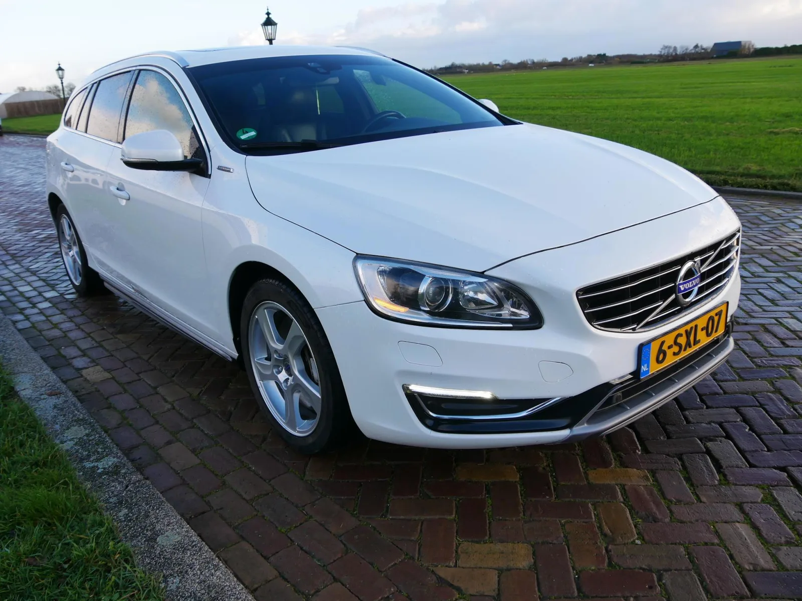 Volvo V60 (2013) — foto 1