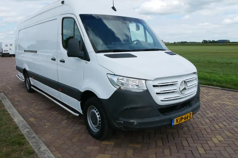 Mercedes-Benz Sprinter (2021)