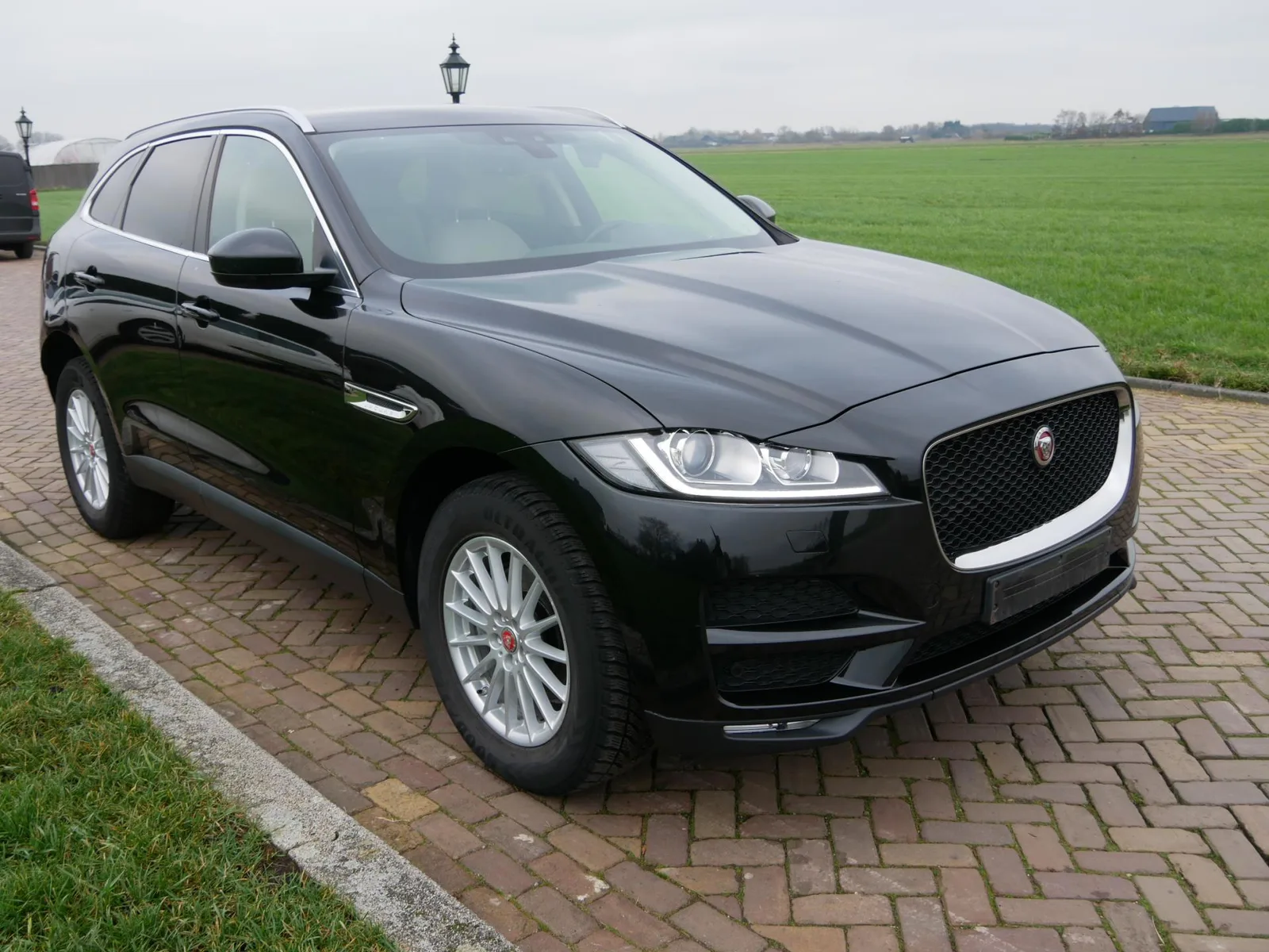 Jaguar F-Pace (2019) — foto 1