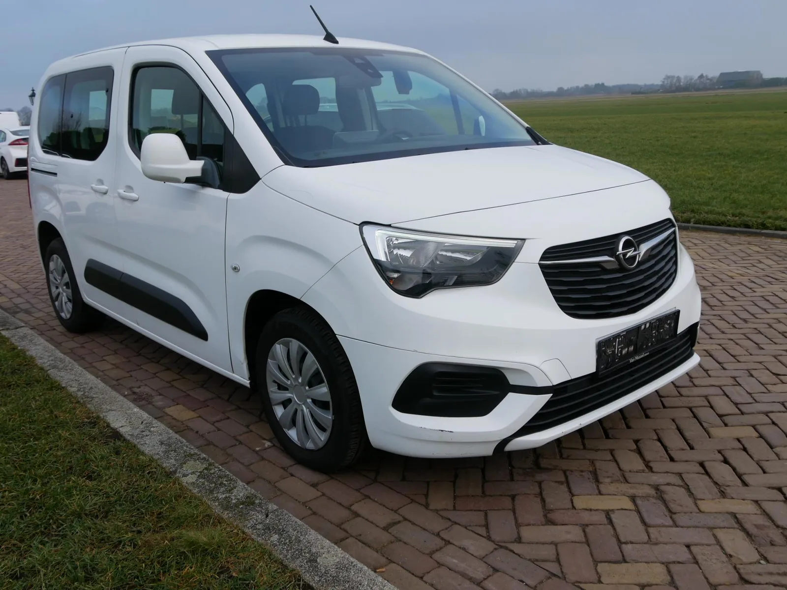 Opel Combo (2019) — foto 1