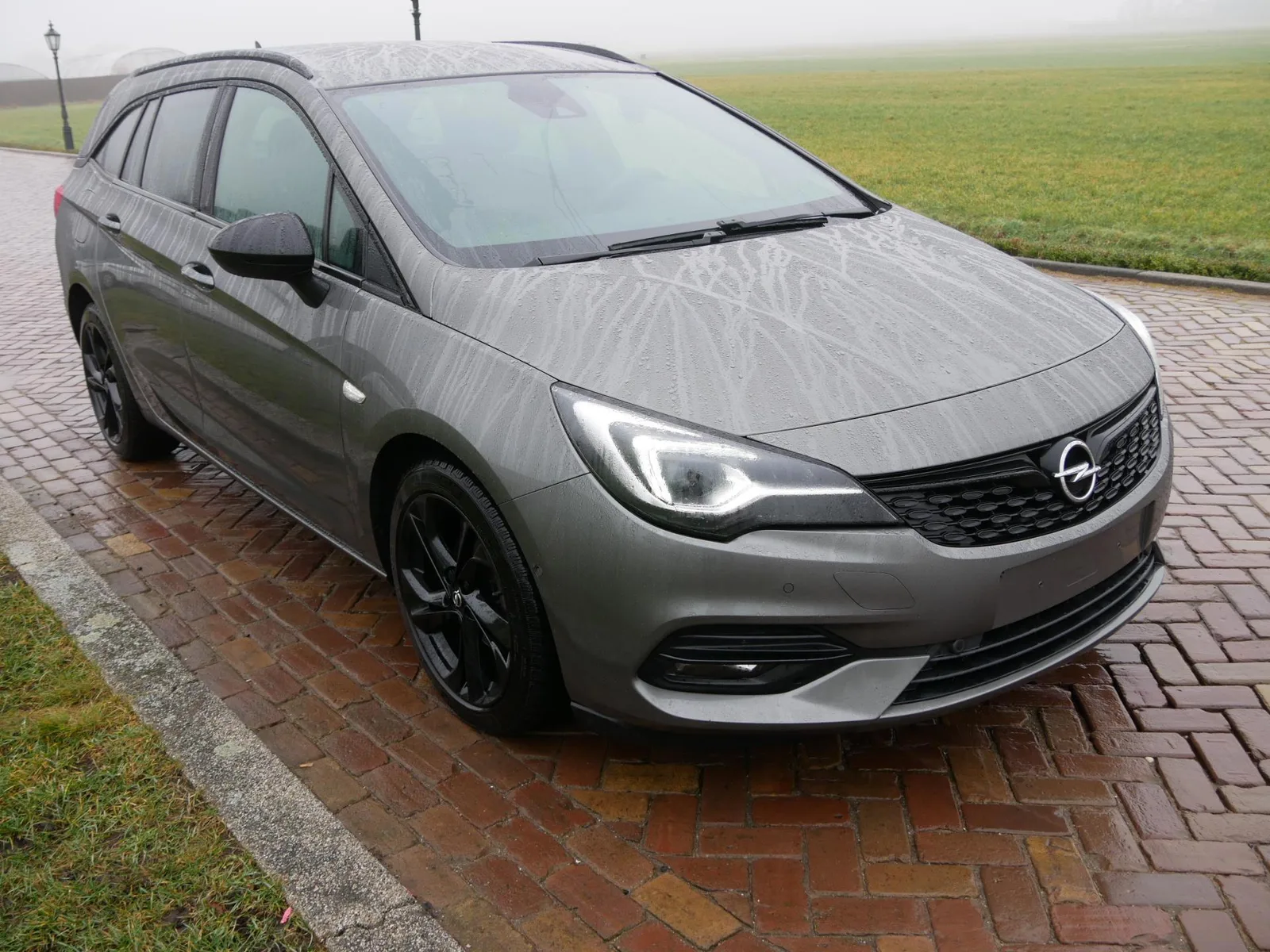 Opel Astra (2021) — foto 1