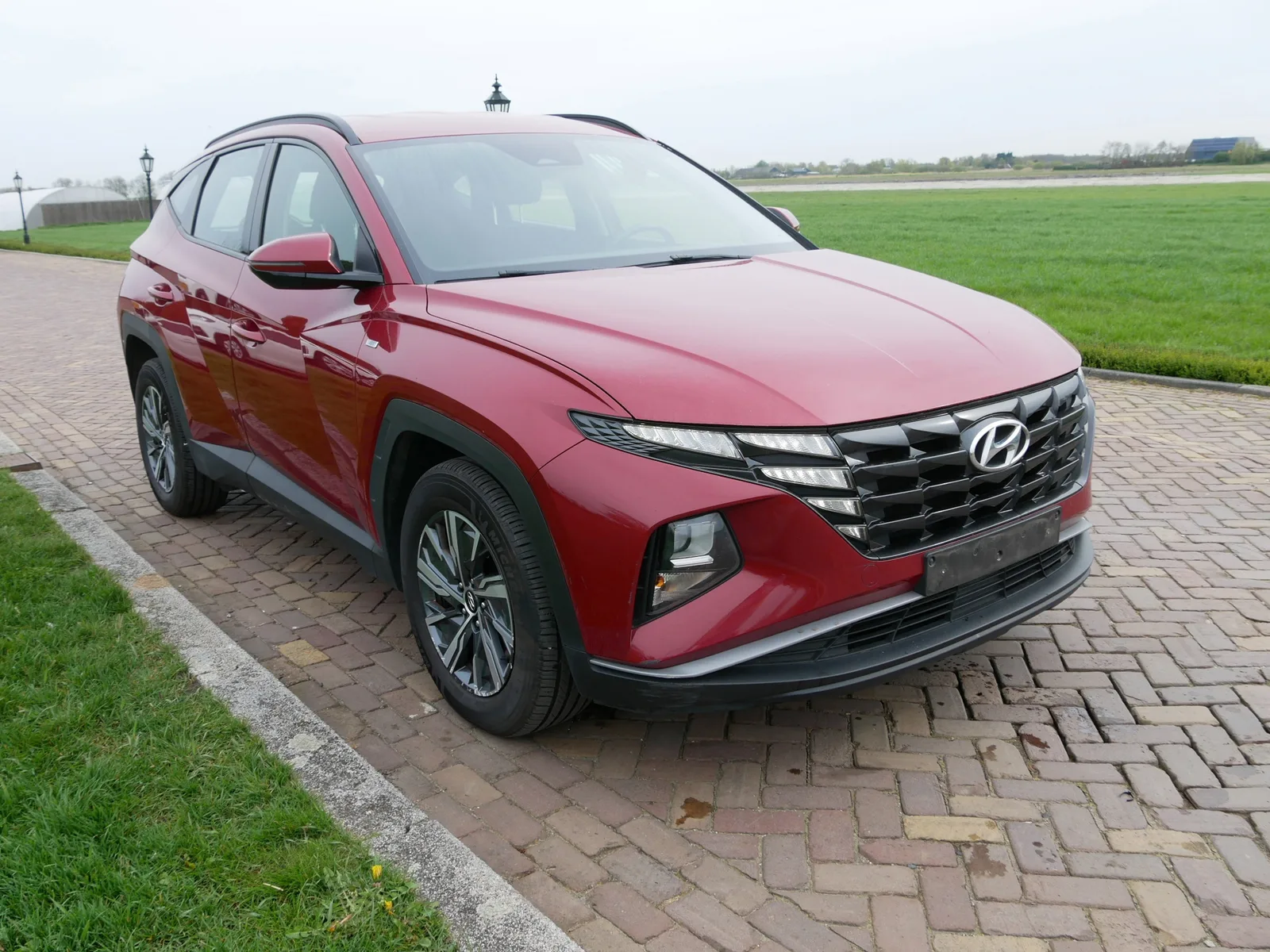 Hyundai Tucson (2023) — foto 1