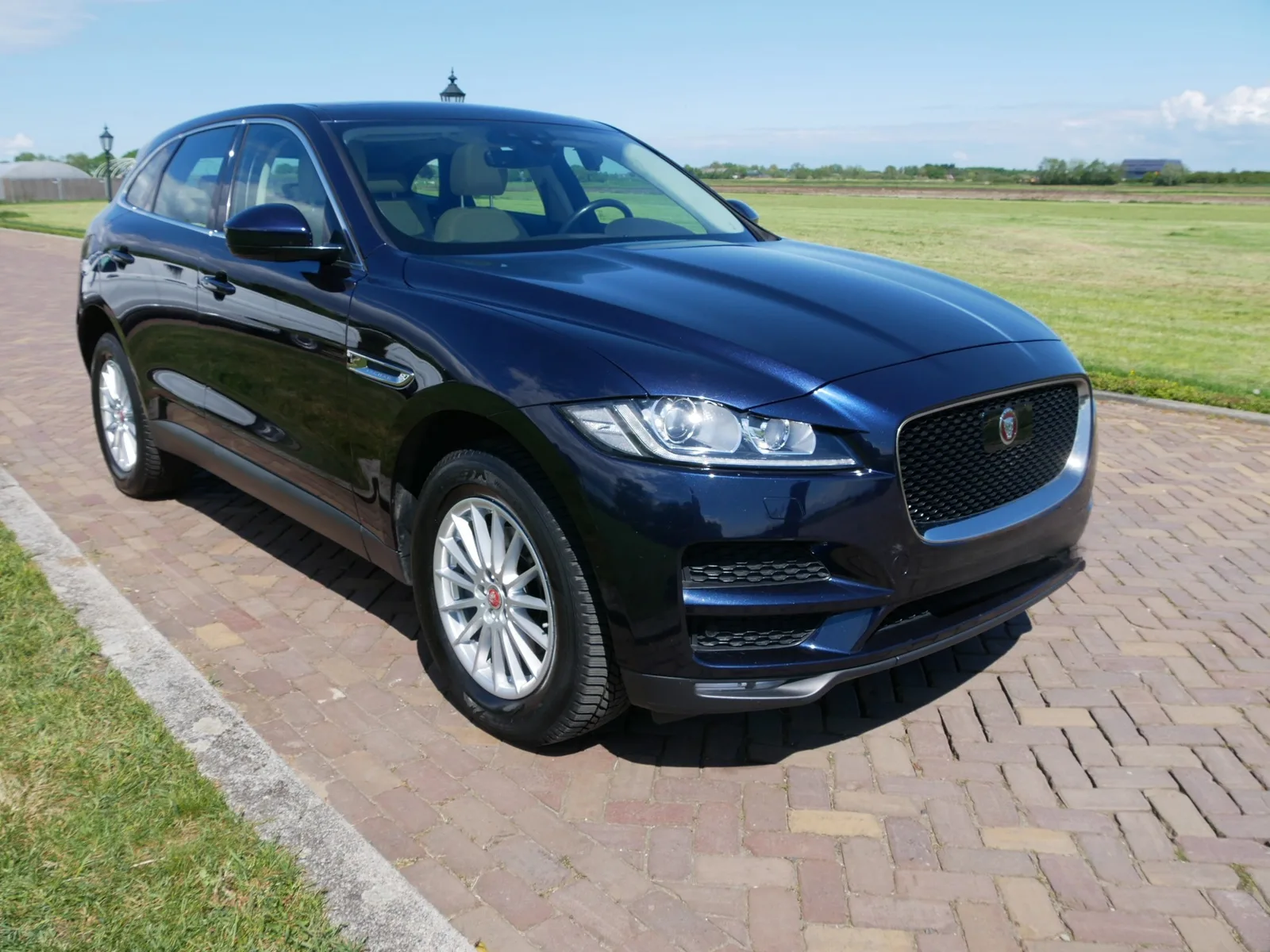 Jaguar F-Pace (2019) — foto 1