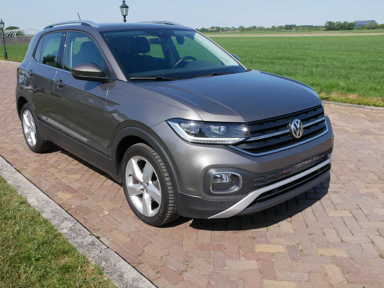 Volkswagen T-Cross (2020) — foto 1