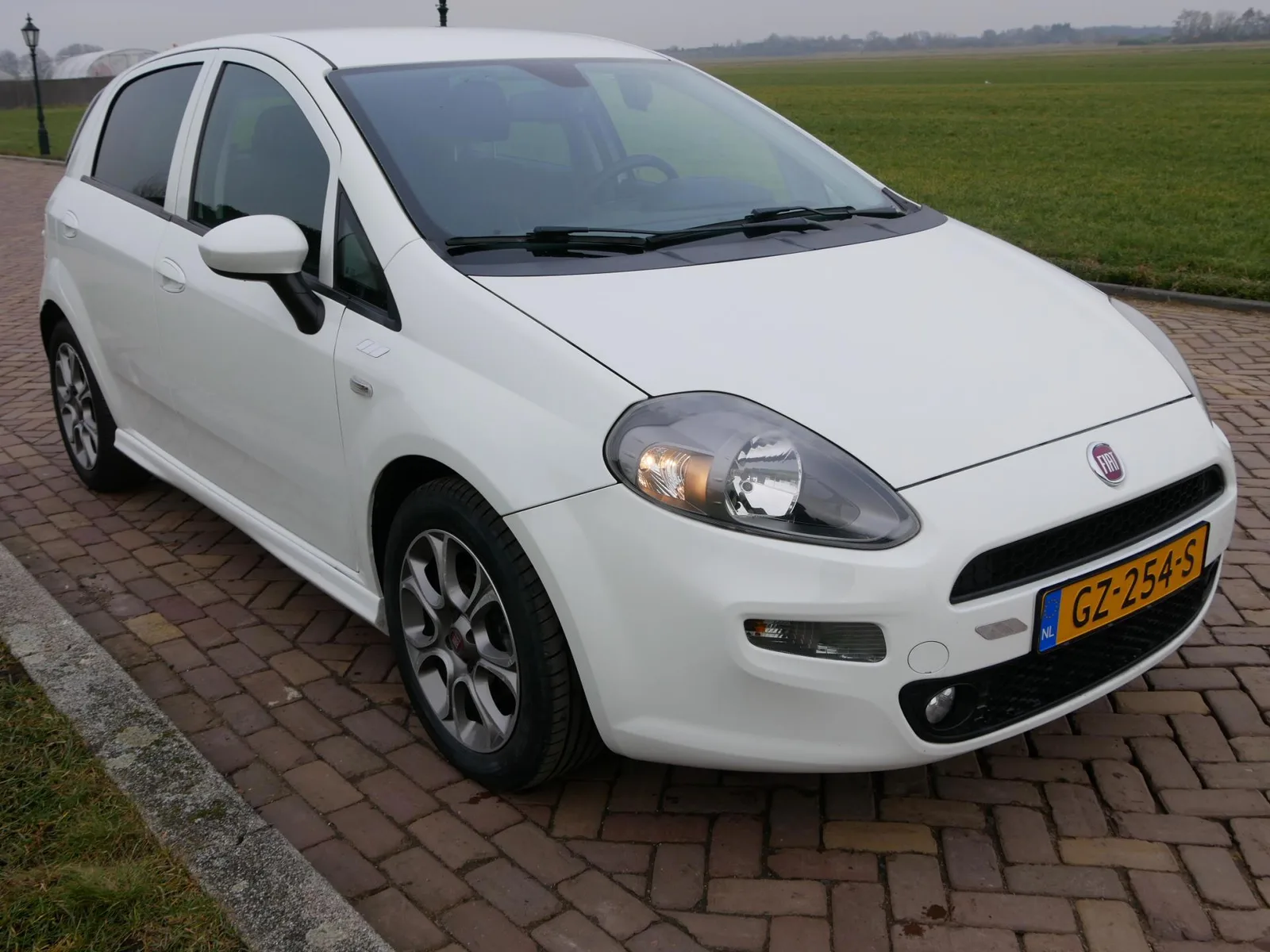 Fiat Punto Evo (2015) — foto 1