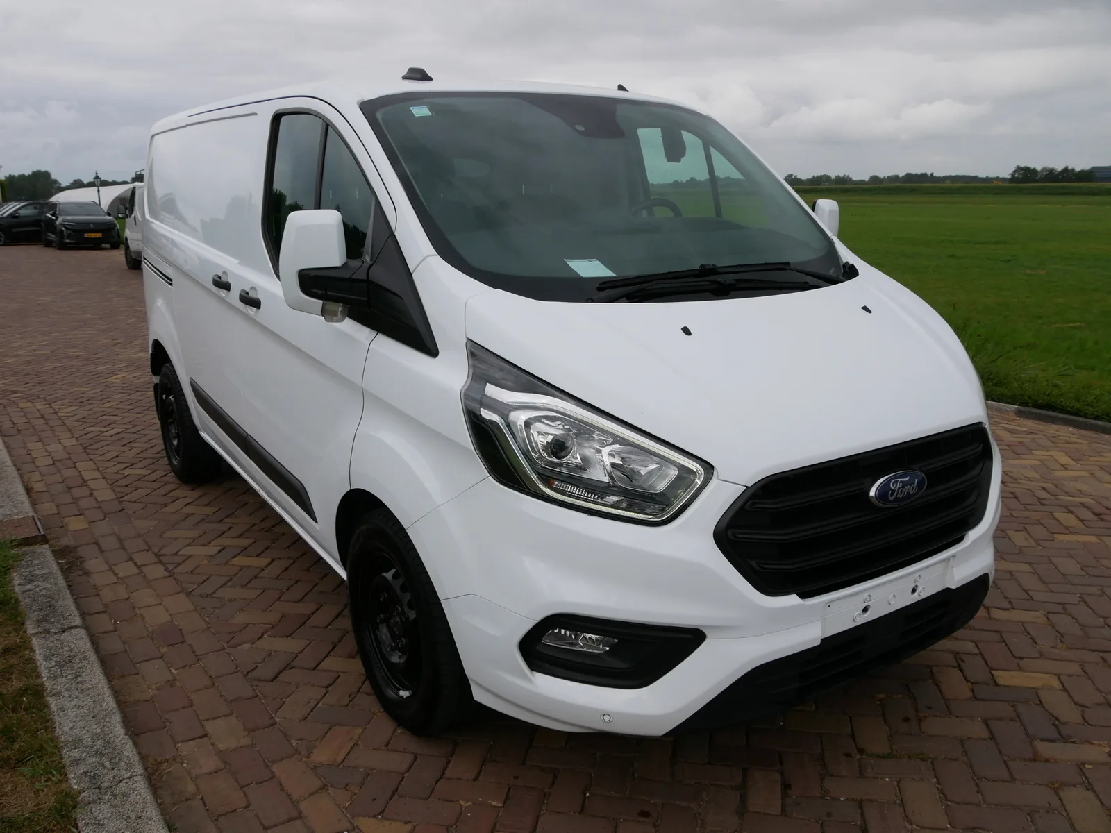Ford Transit Custom (2023) — foto 1