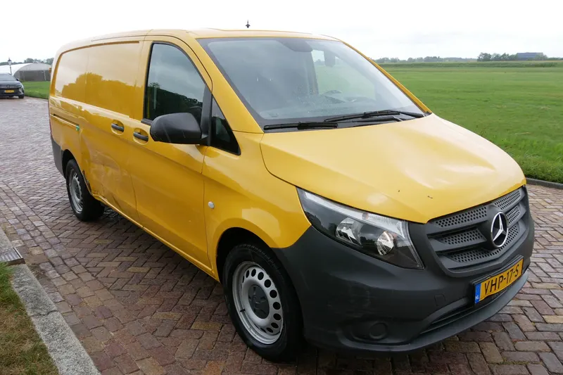 Mercedes-Benz eVito (2020)