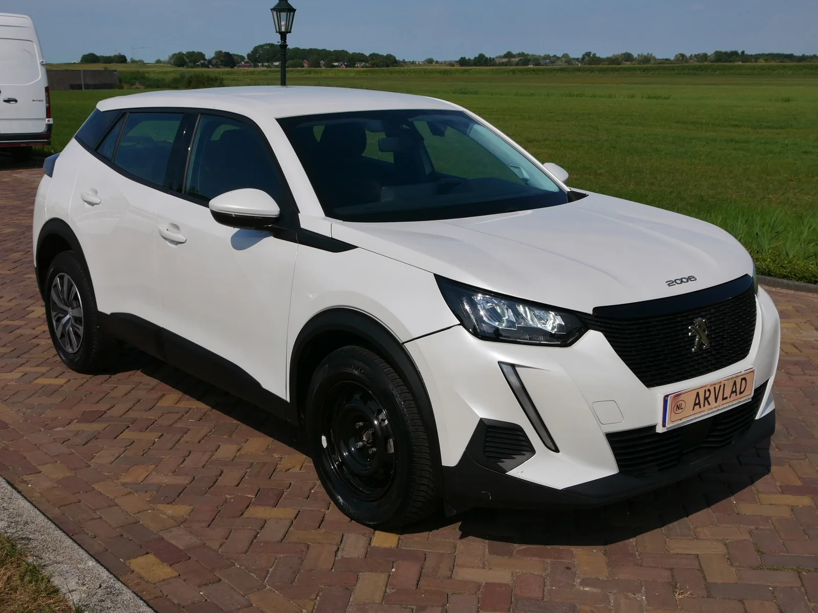 Peugeot 2008 (2020) — foto 1