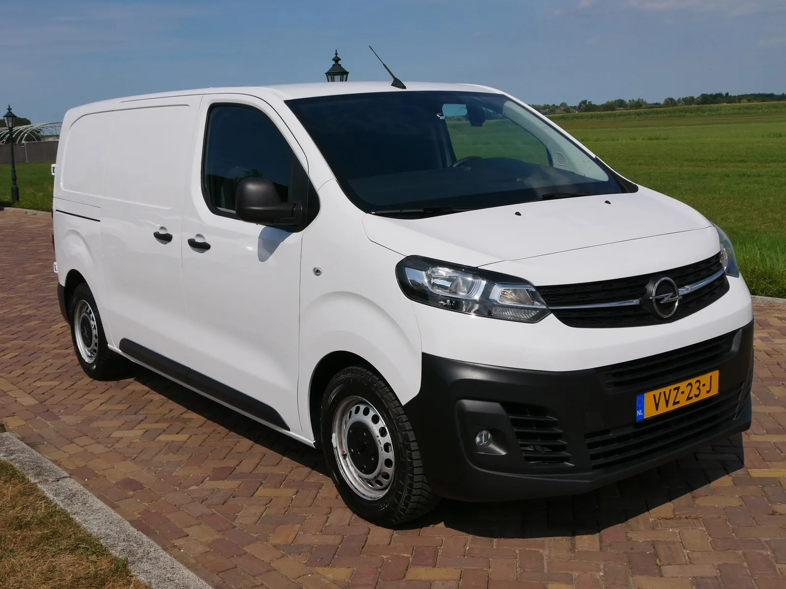 Opel Vivaro (2023) — foto 1